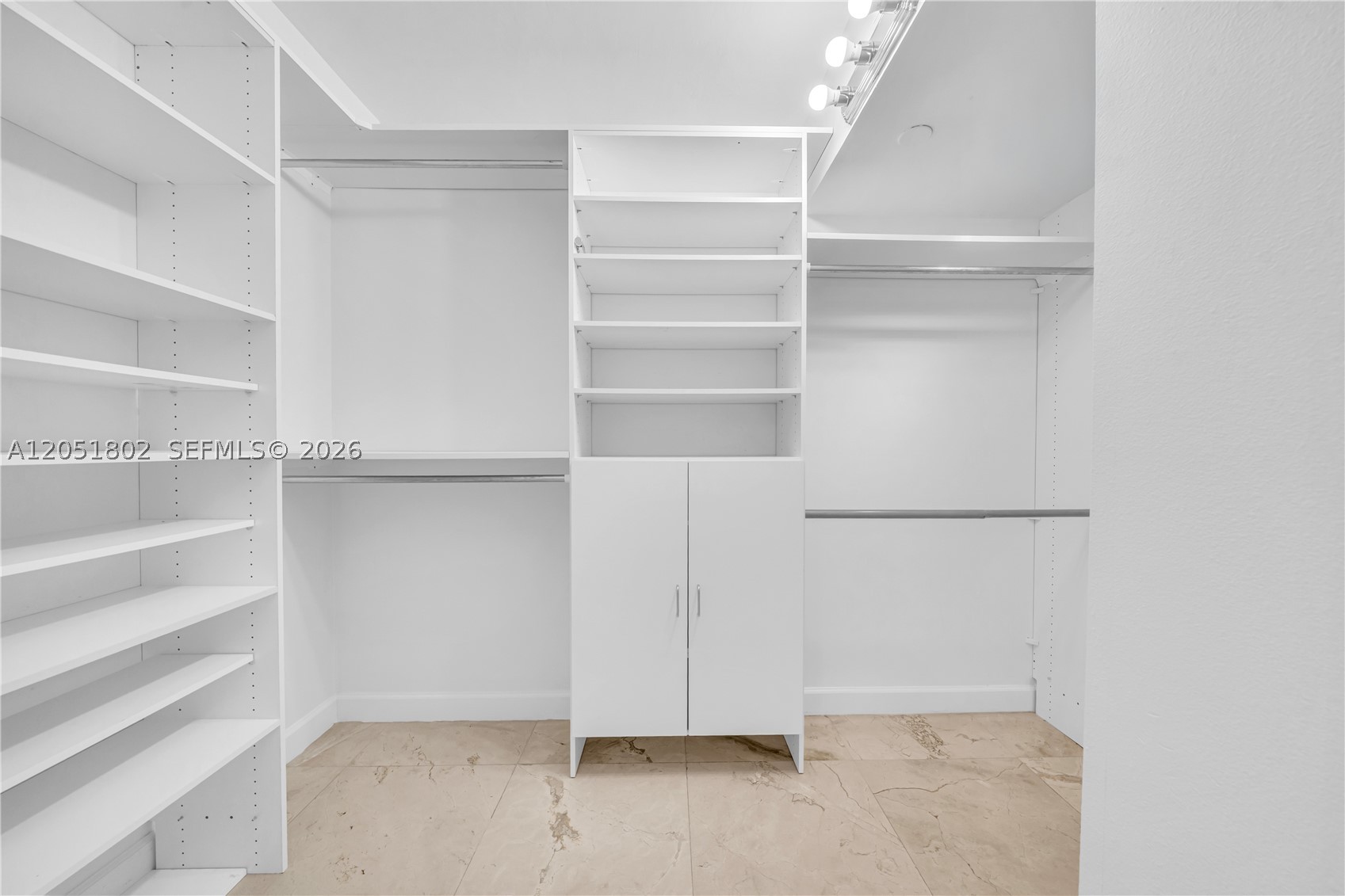 3600 Mystic Pointe Dr #1816, Aventura FL 33180