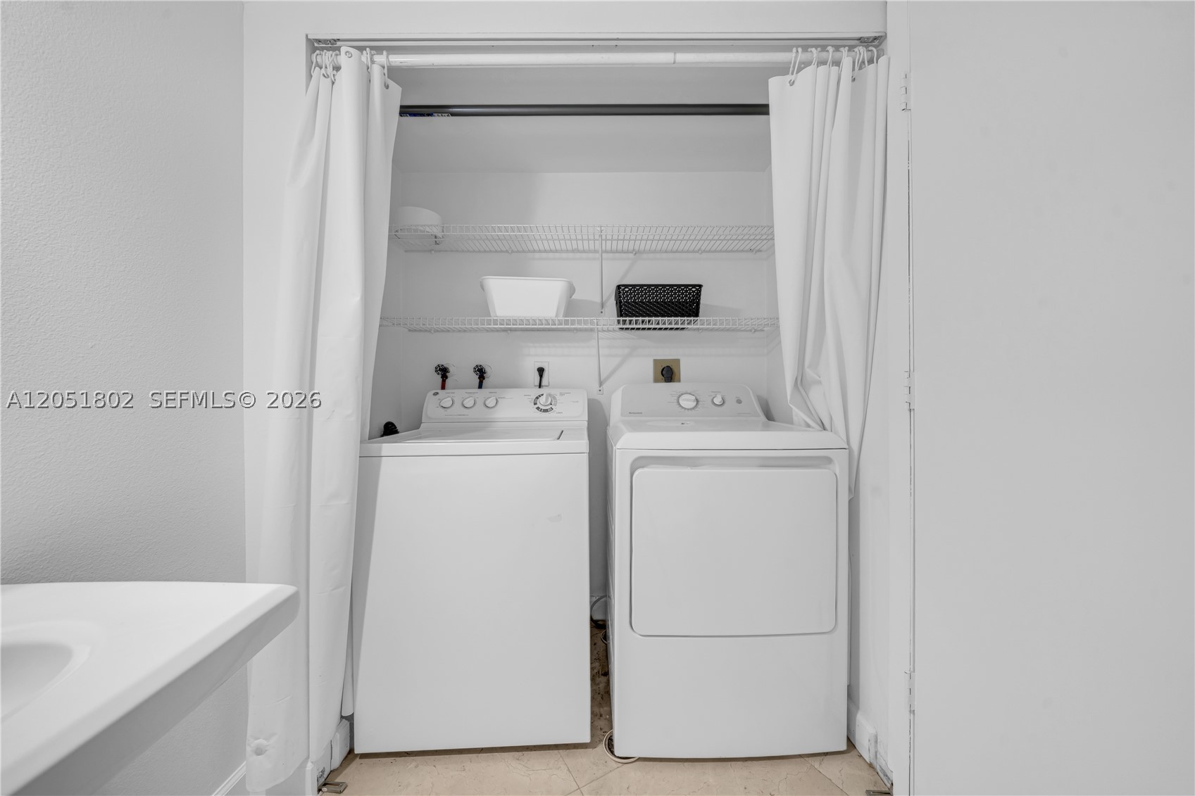 3600 Mystic Pointe Dr #1816, Aventura FL 33180