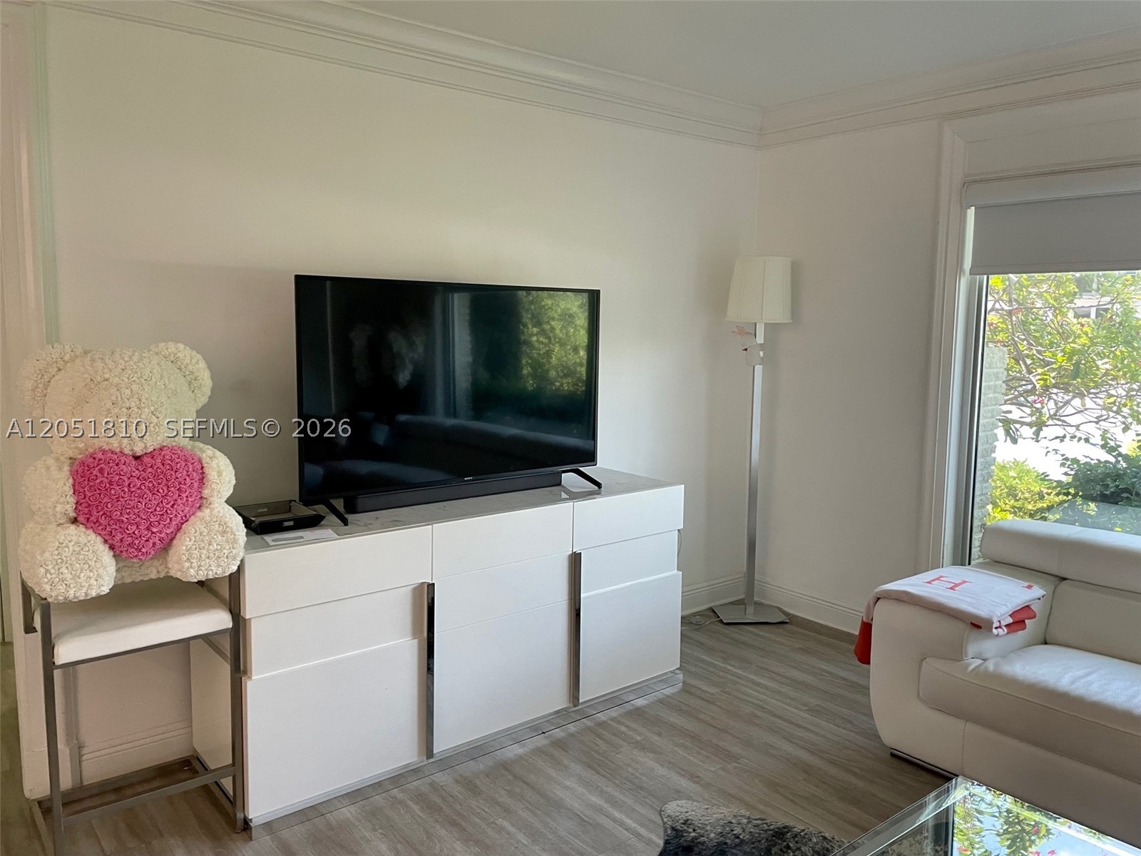 286 Bal Bay Dr #4, Bal Harbour FL 33154