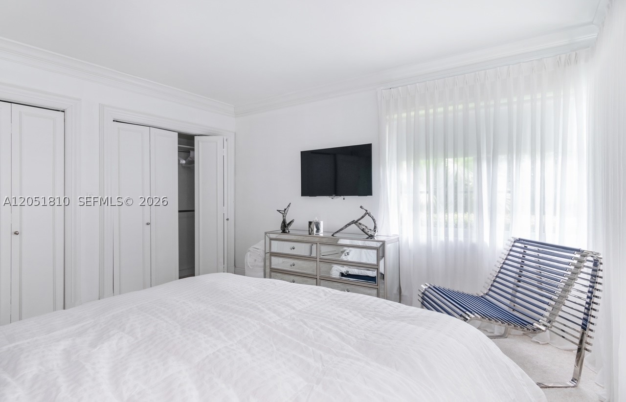 286 Bal Bay Dr #4, Bal Harbour FL 33154