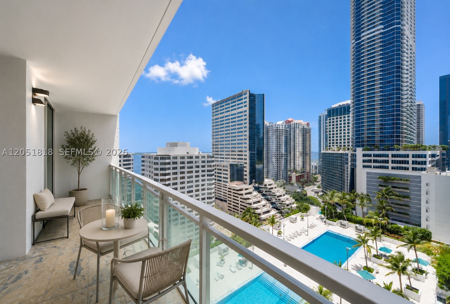 950 Brickell Bay Dr #1905, Miami FL 33131