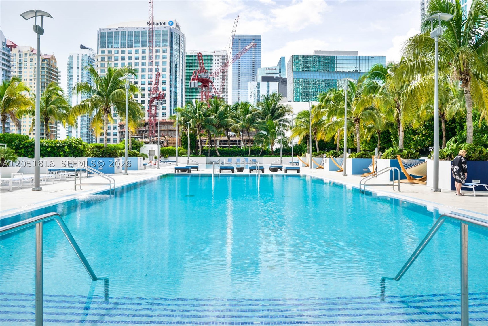 950 Brickell Bay Dr #1905, Miami FL 33131