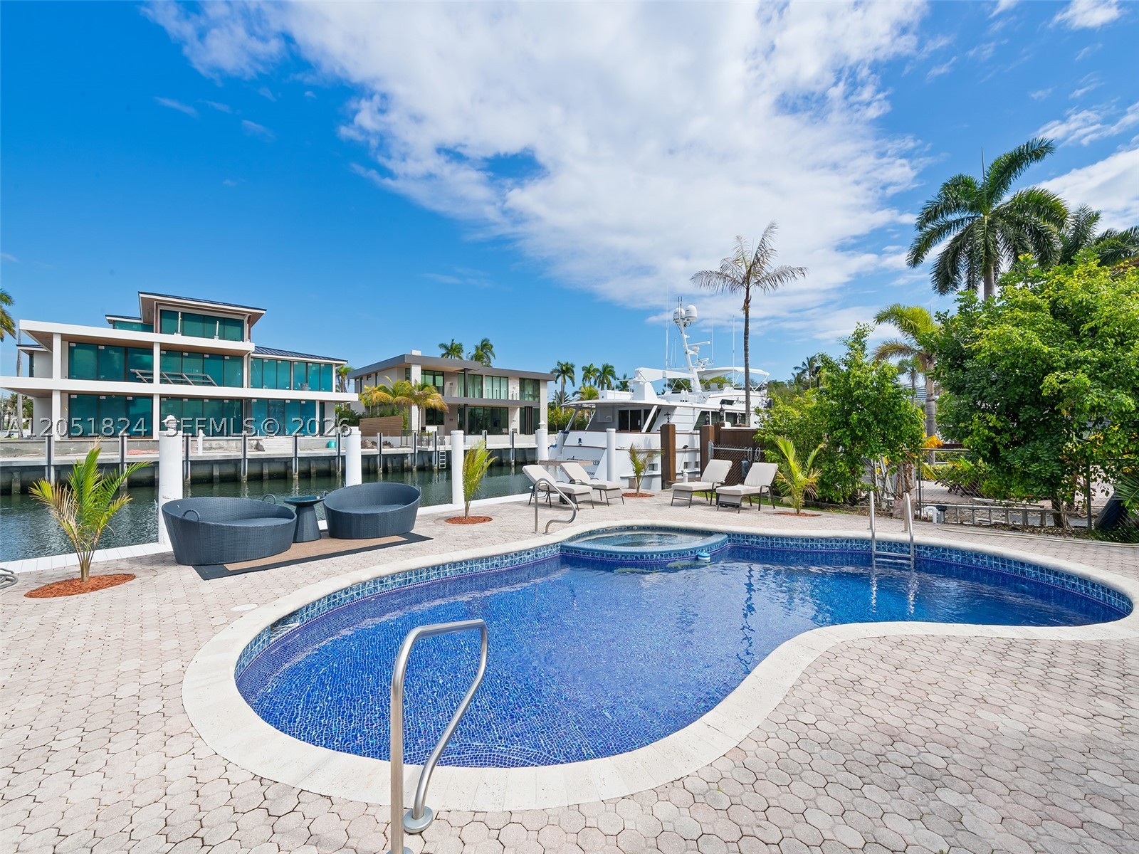 2301 E Las Olas Blvd, Fort Lauderdale FL 33301