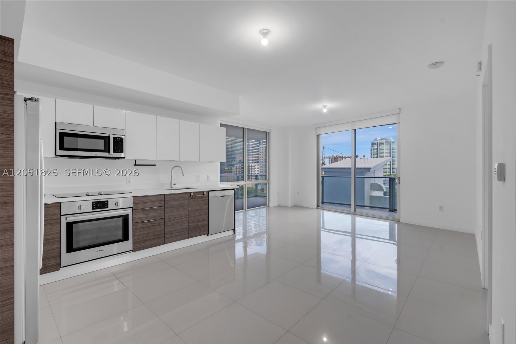 1010 SW 2nd Ave #1003, Miami FL 33130