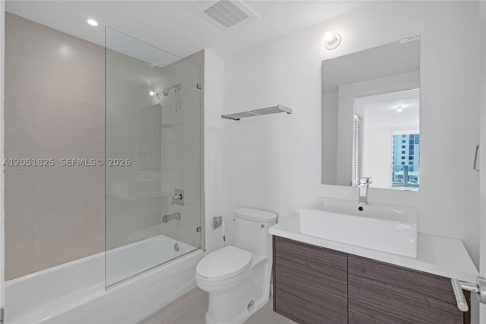 1010 SW 2nd Ave #1003, Miami FL 33130