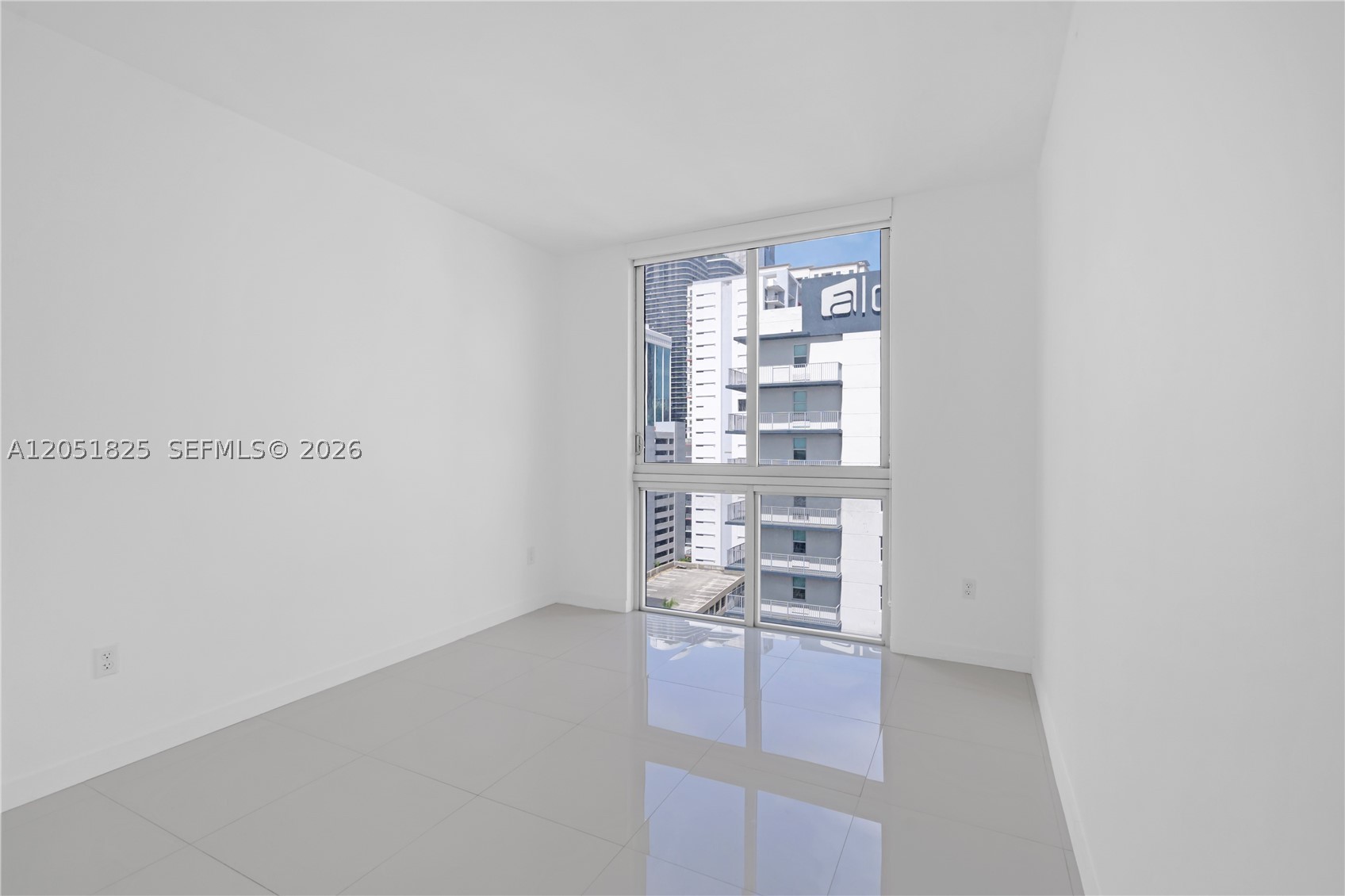 1010 SW 2nd Ave #1003, Miami FL 33130