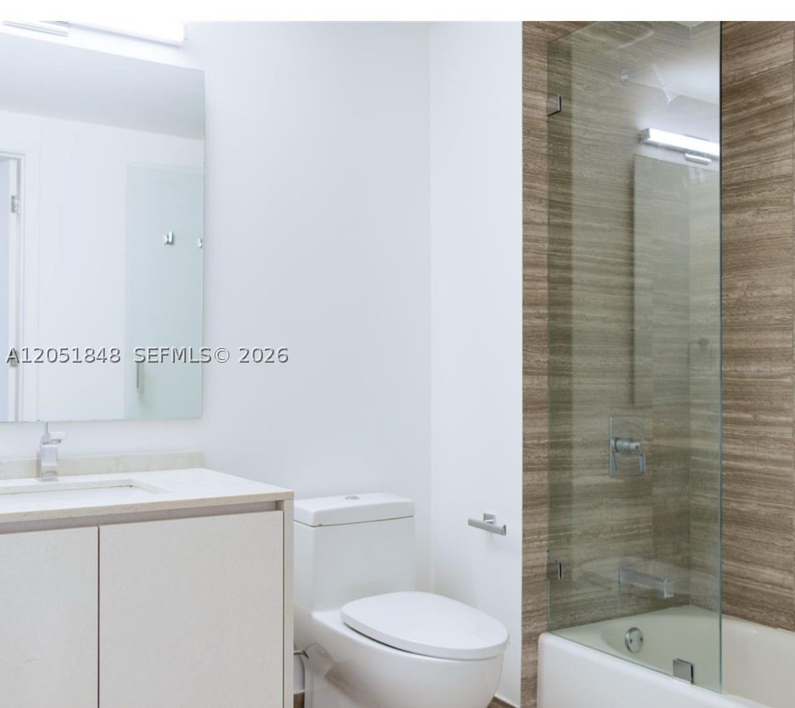 1010 Brickell Ave #3210, Miami FL 33131