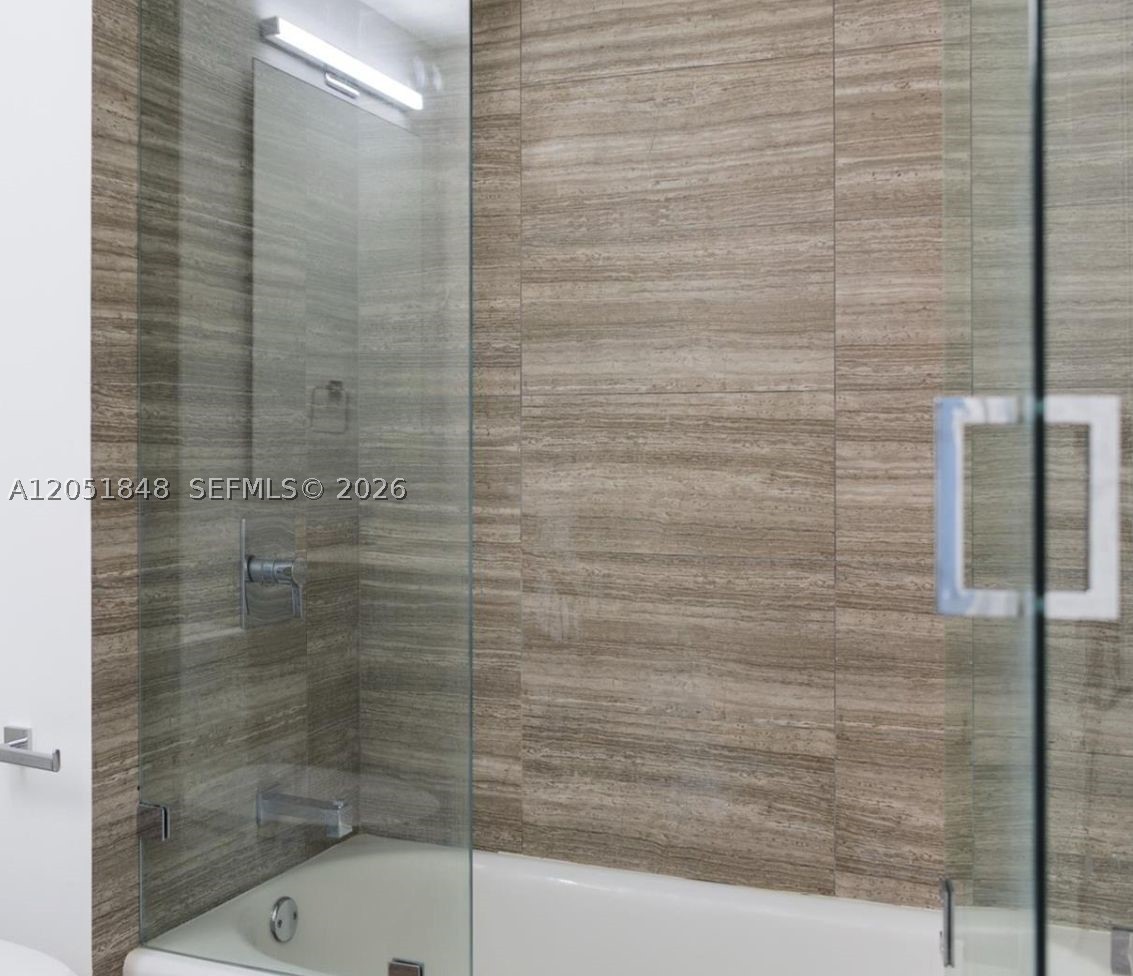 1010 Brickell Ave #3210, Miami FL 33131