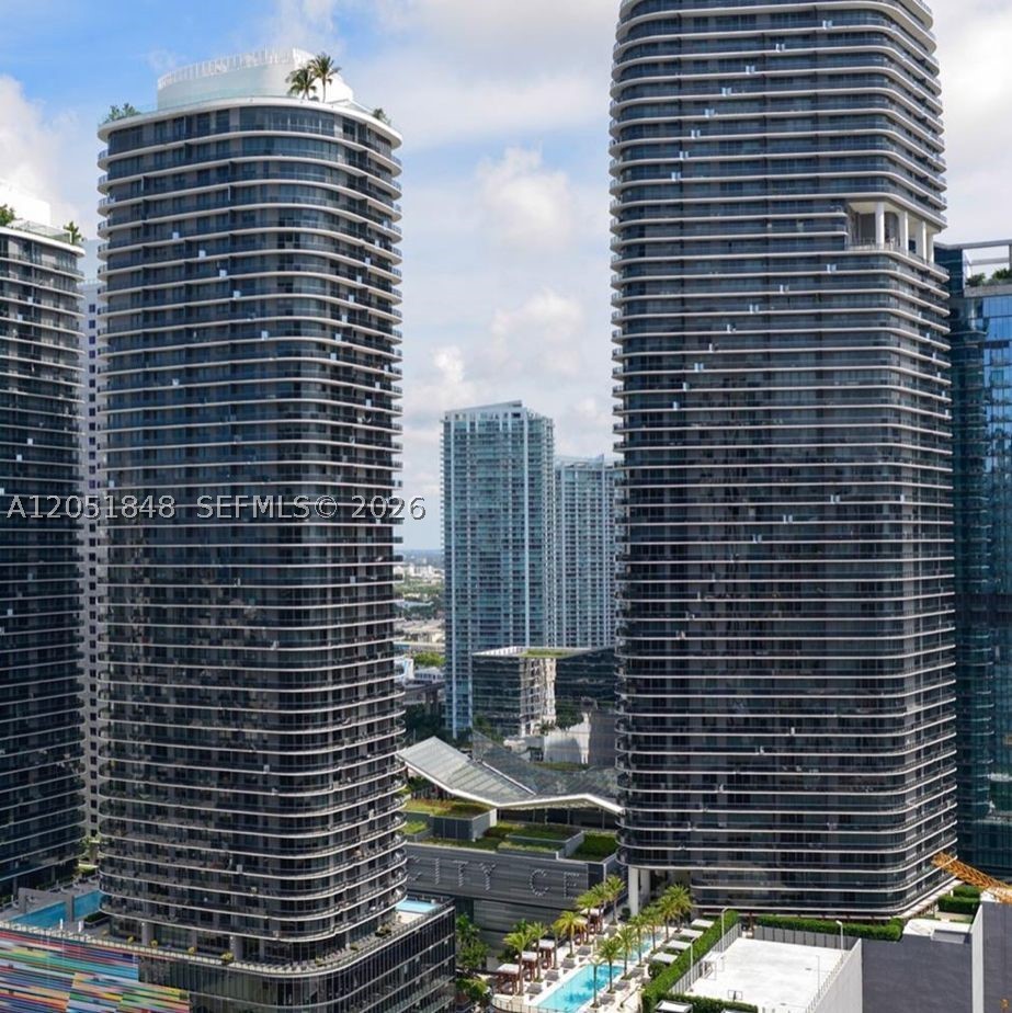 1010 Brickell Ave #3210, Miami FL 33131