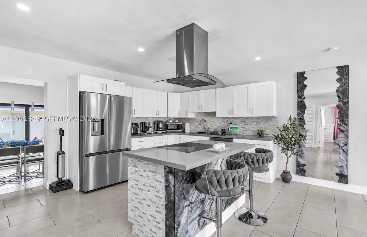 2830 NW 156th St, Miami Gardens FL 33054