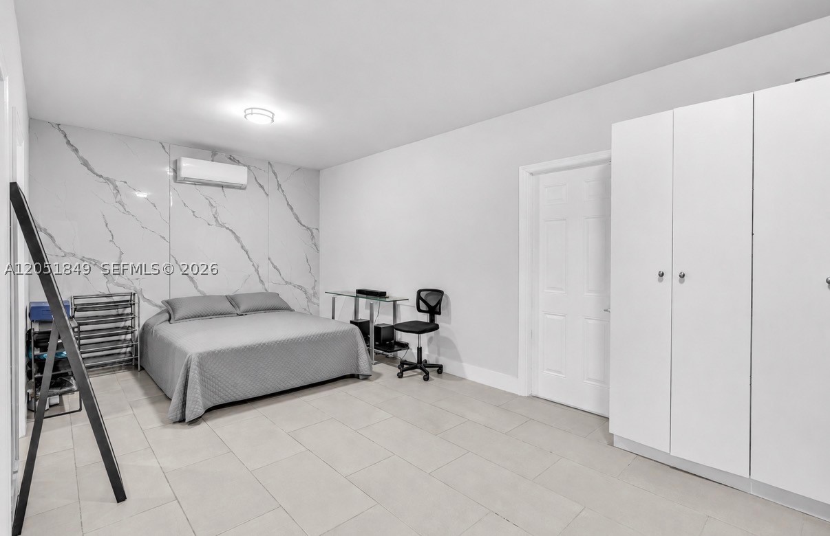 2830 NW 156th St, Miami Gardens FL 33054