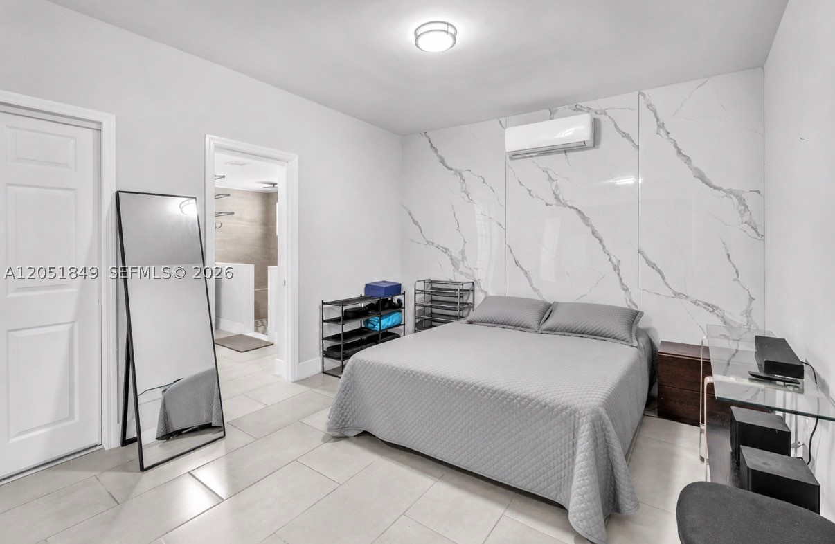 2830 NW 156th St, Miami Gardens FL 33054