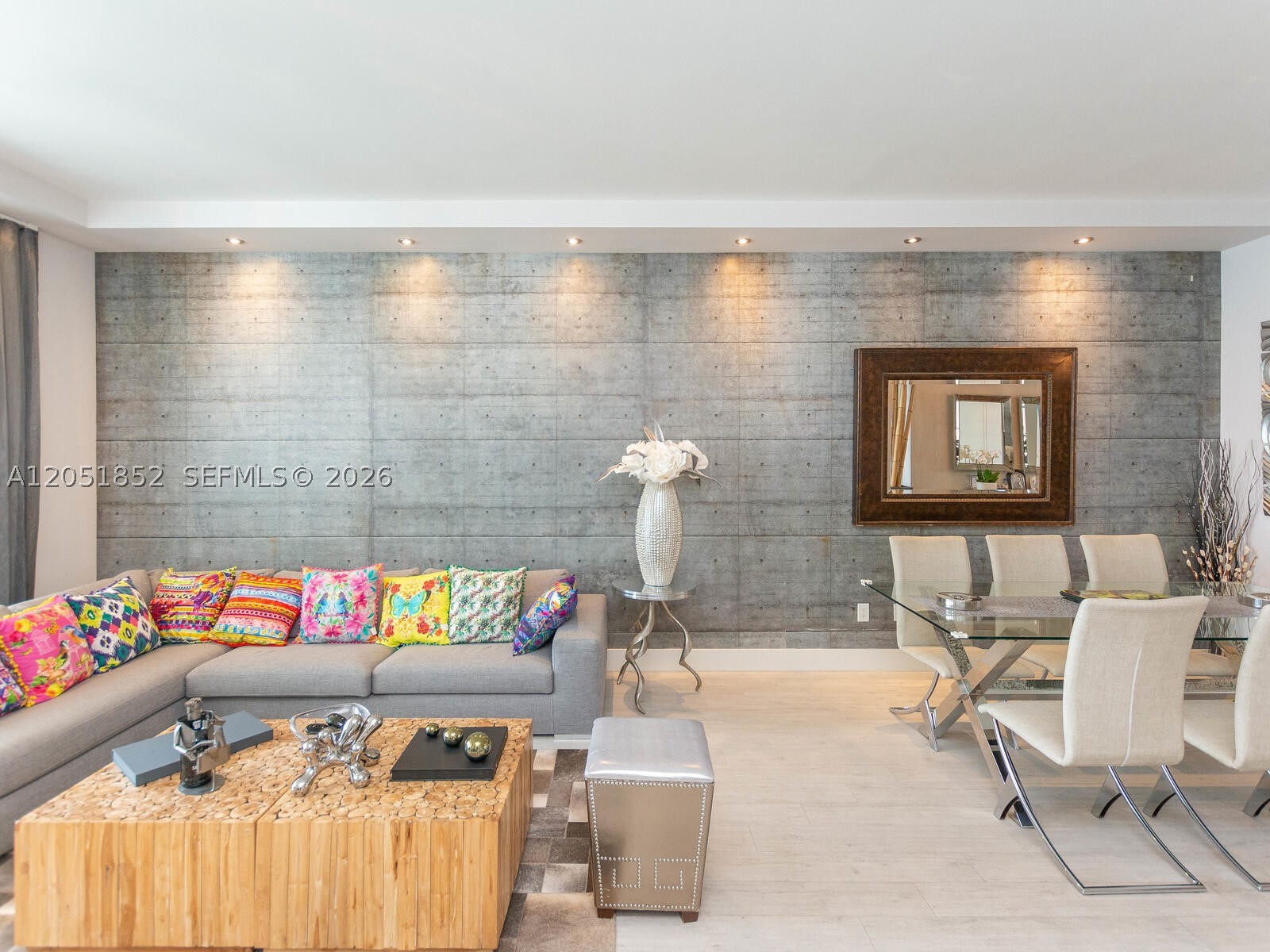1300 Brickell Bay Dr #3804, Miami FL 33131