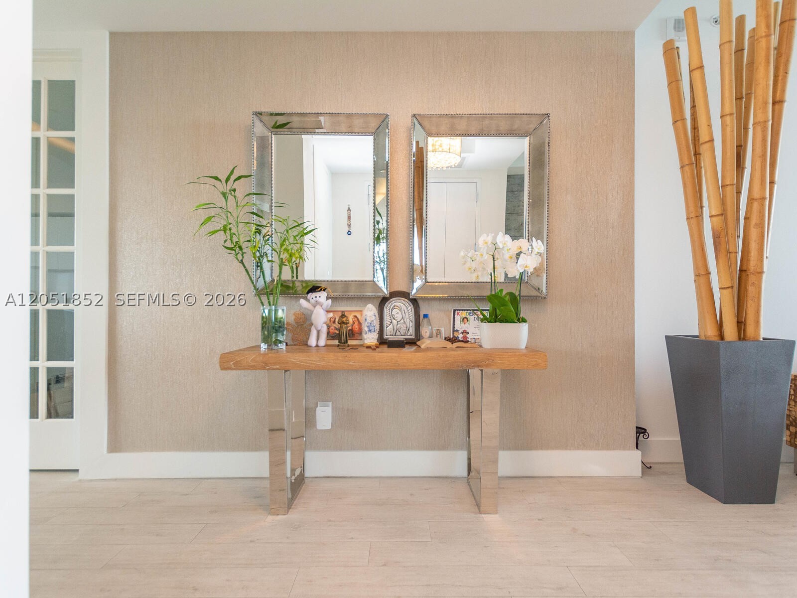 1300 Brickell Bay Dr #3804, Miami FL 33131