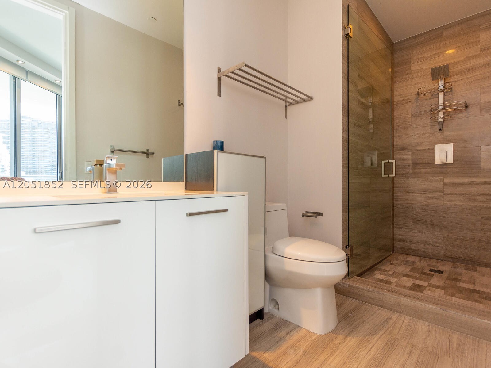 1300 Brickell Bay Dr #3804, Miami FL 33131