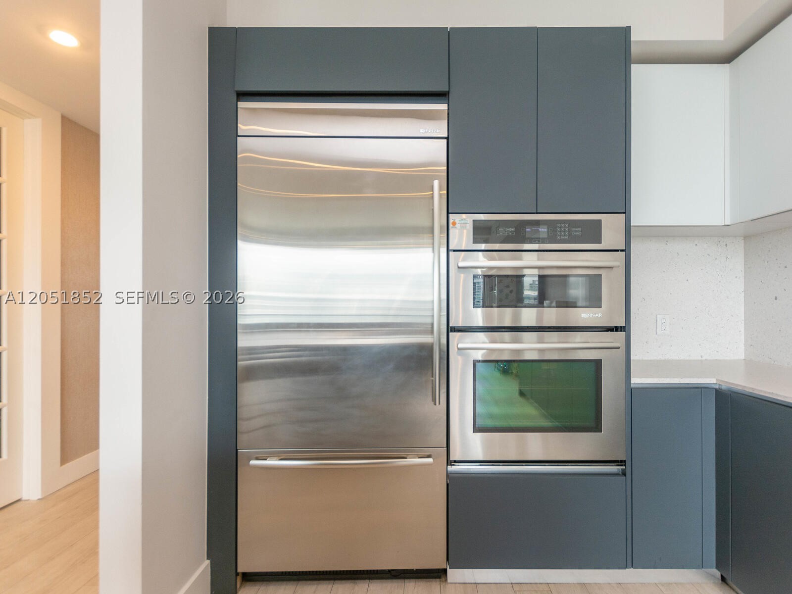1300 Brickell Bay Dr #3804, Miami FL 33131