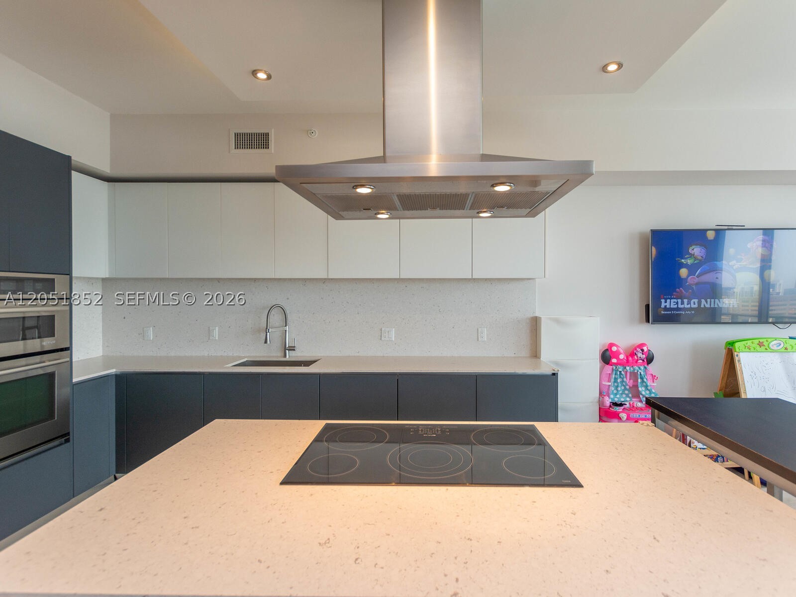 1300 Brickell Bay Dr #3804, Miami FL 33131