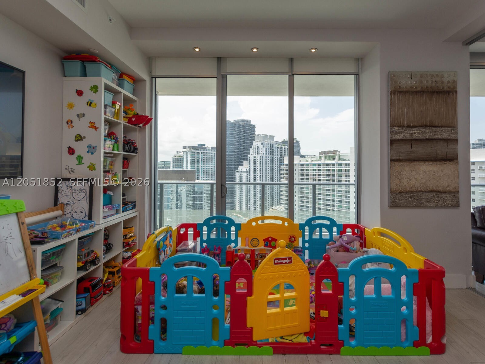 1300 Brickell Bay Dr #3804, Miami FL 33131