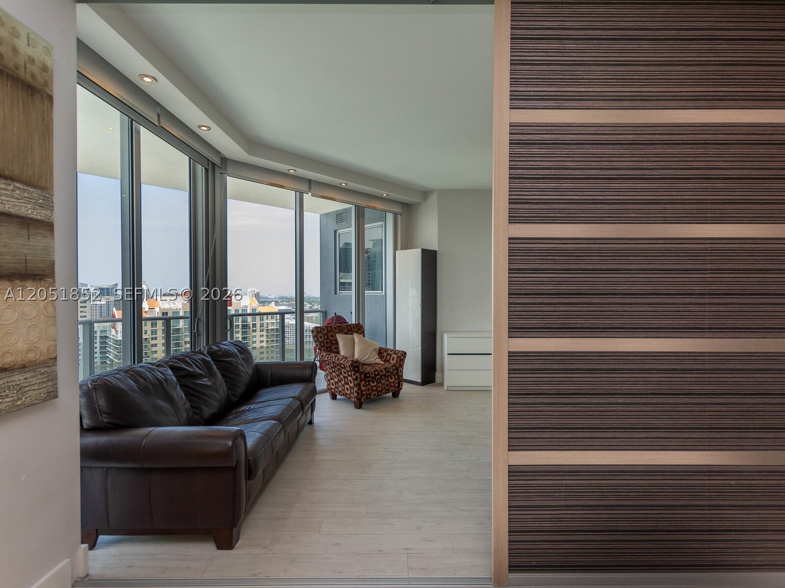 1300 Brickell Bay Dr #3804, Miami FL 33131