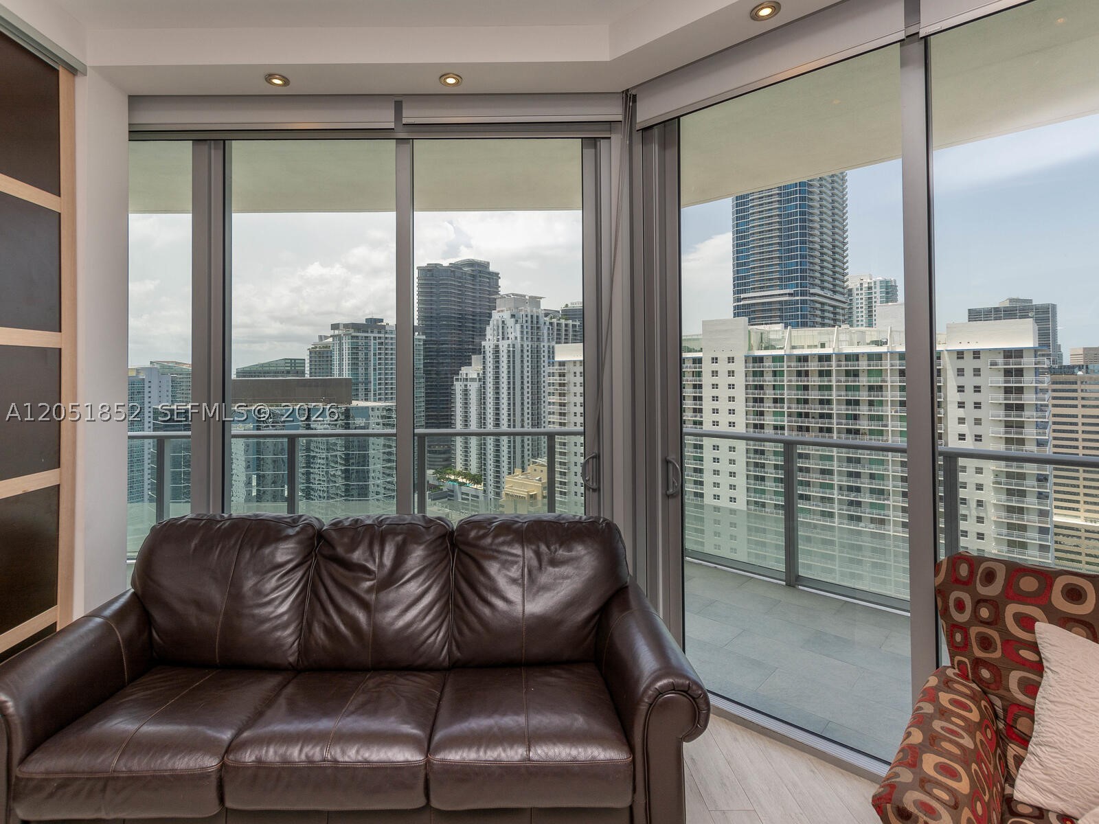 1300 Brickell Bay Dr #3804, Miami FL 33131