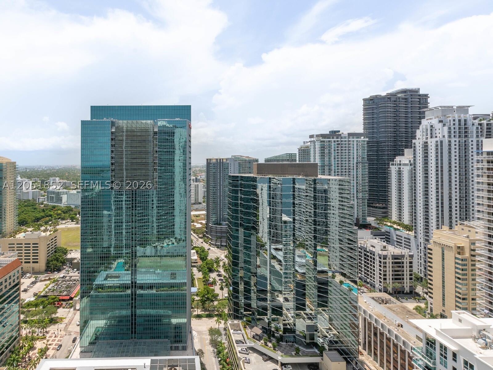 1300 Brickell Bay Dr #3804, Miami FL 33131