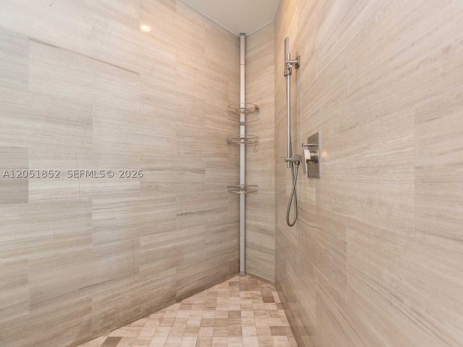 1300 Brickell Bay Dr #3804, Miami FL 33131