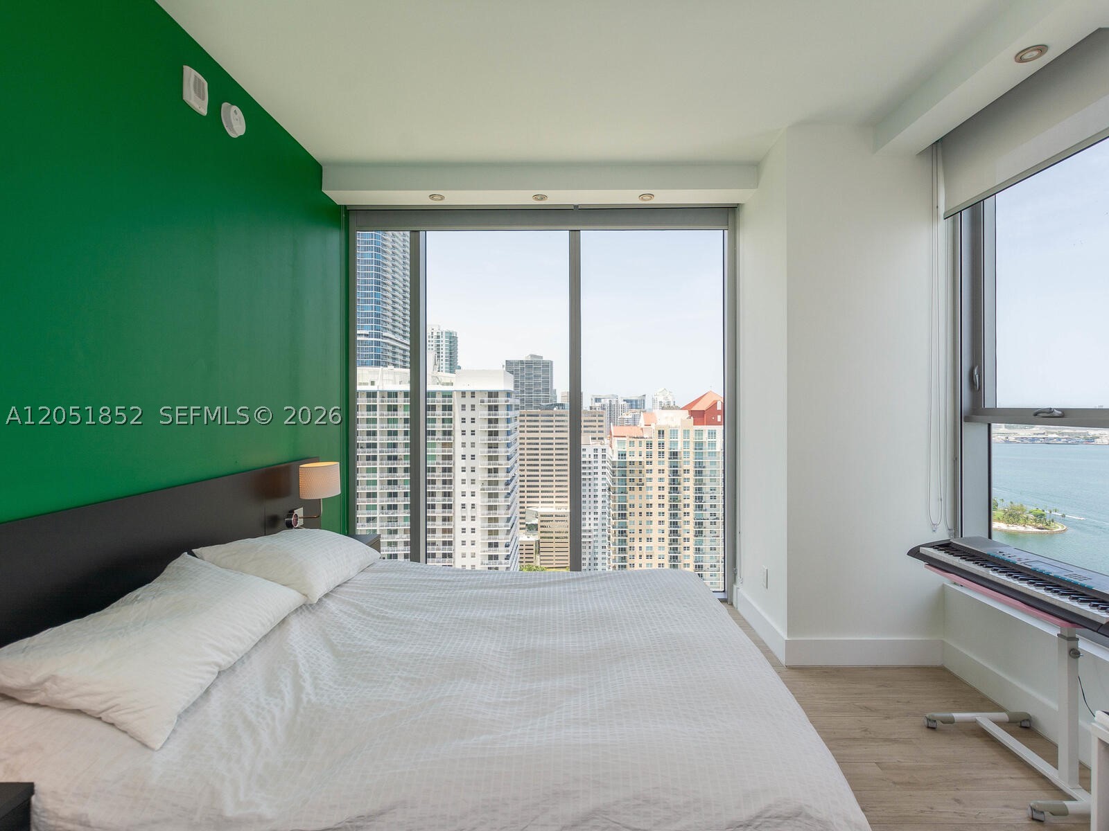 1300 Brickell Bay Dr #3804, Miami FL 33131