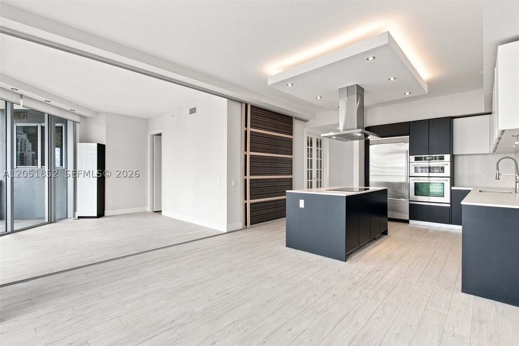 1300 Brickell Bay Dr #3804, Miami FL 33131
