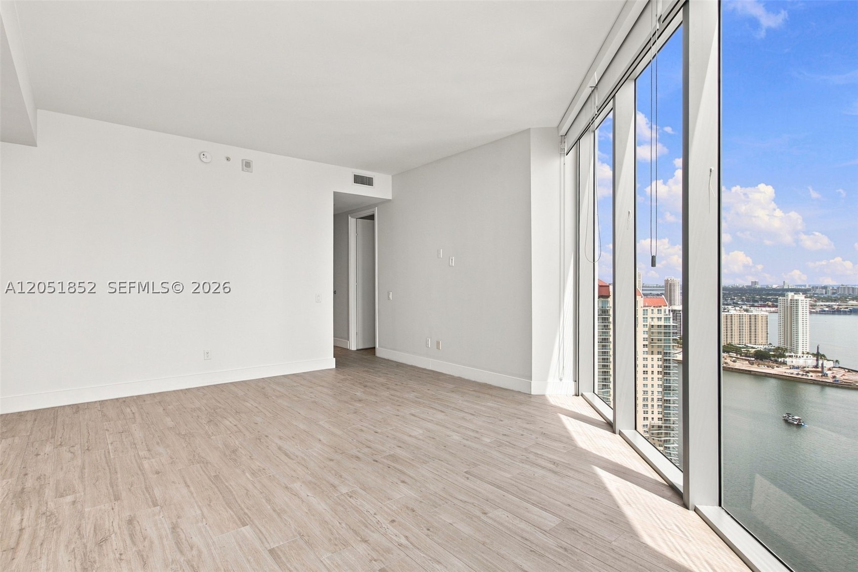 1300 Brickell Bay Dr #3804, Miami FL 33131