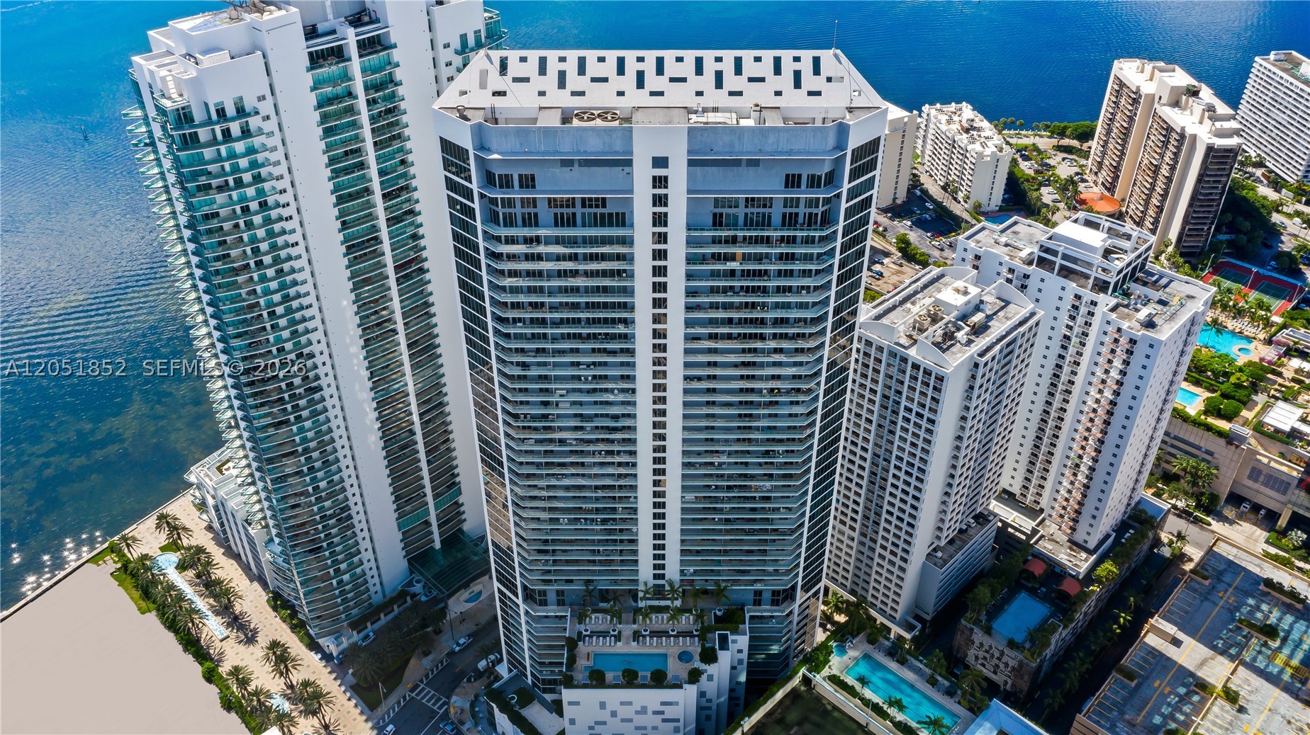 1300 Brickell Bay Dr #3804, Miami FL 33131