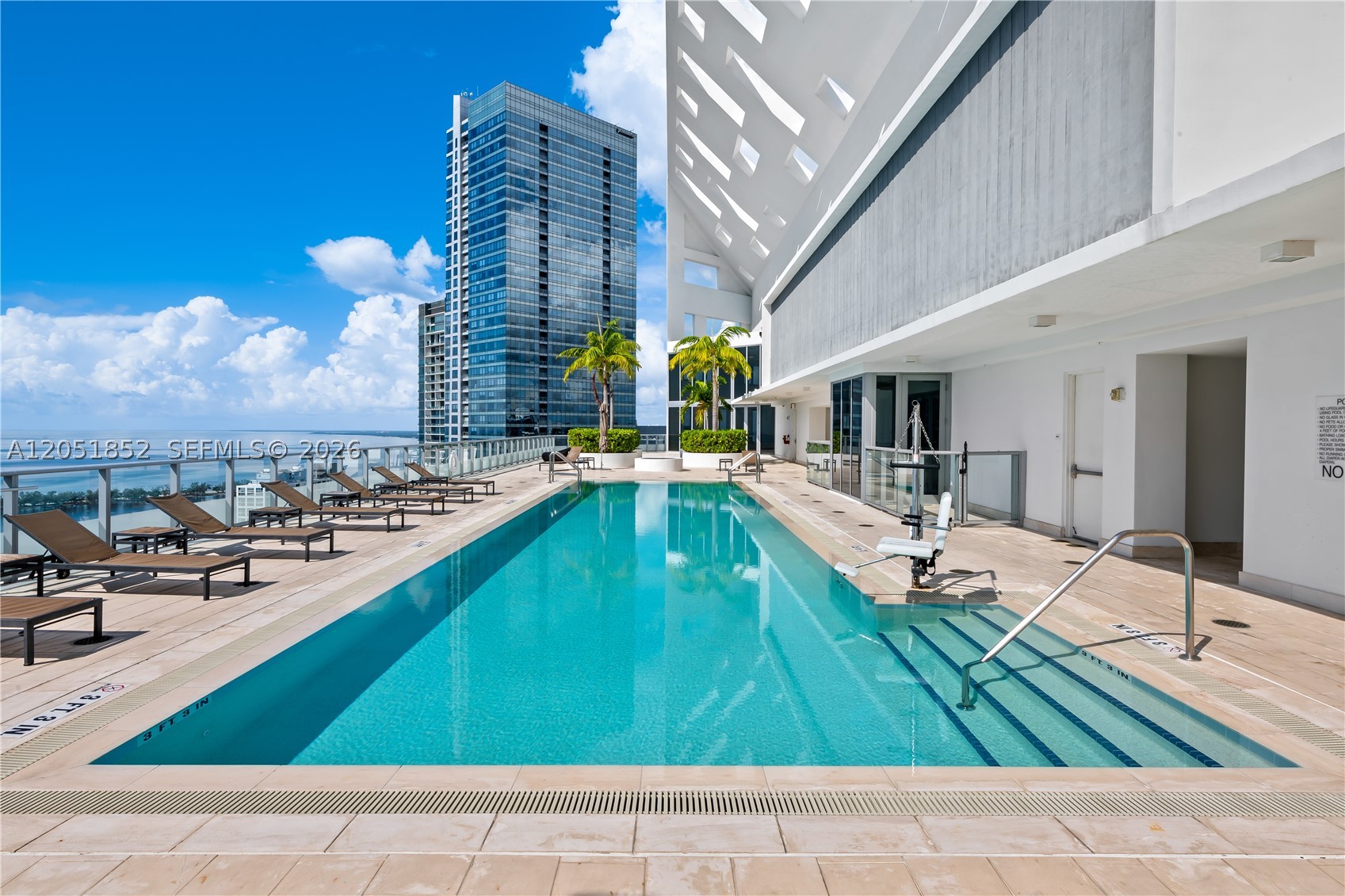 1300 Brickell Bay Dr #3804, Miami FL 33131