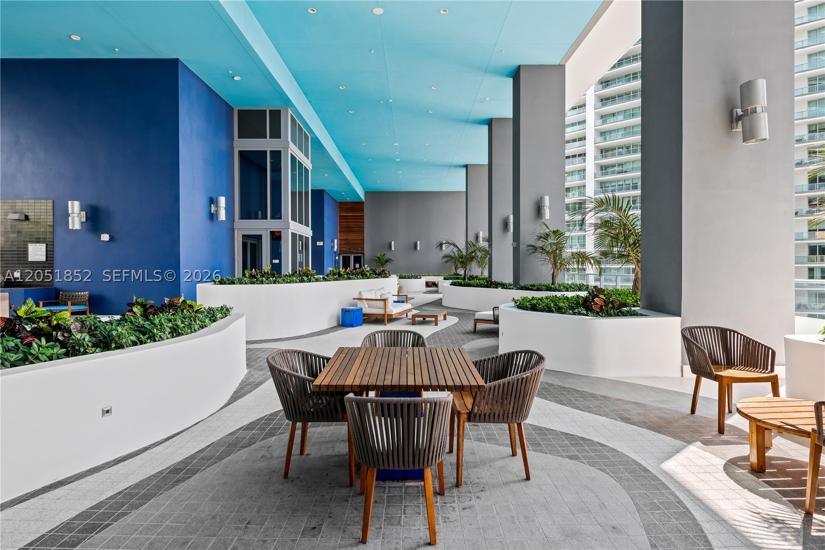 1300 Brickell Bay Dr #3804, Miami FL 33131