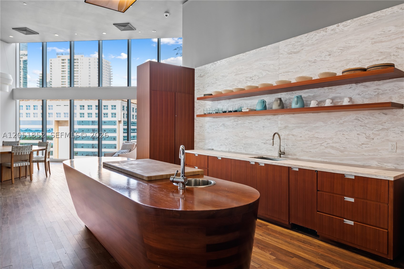 1300 Brickell Bay Dr #3804, Miami FL 33131