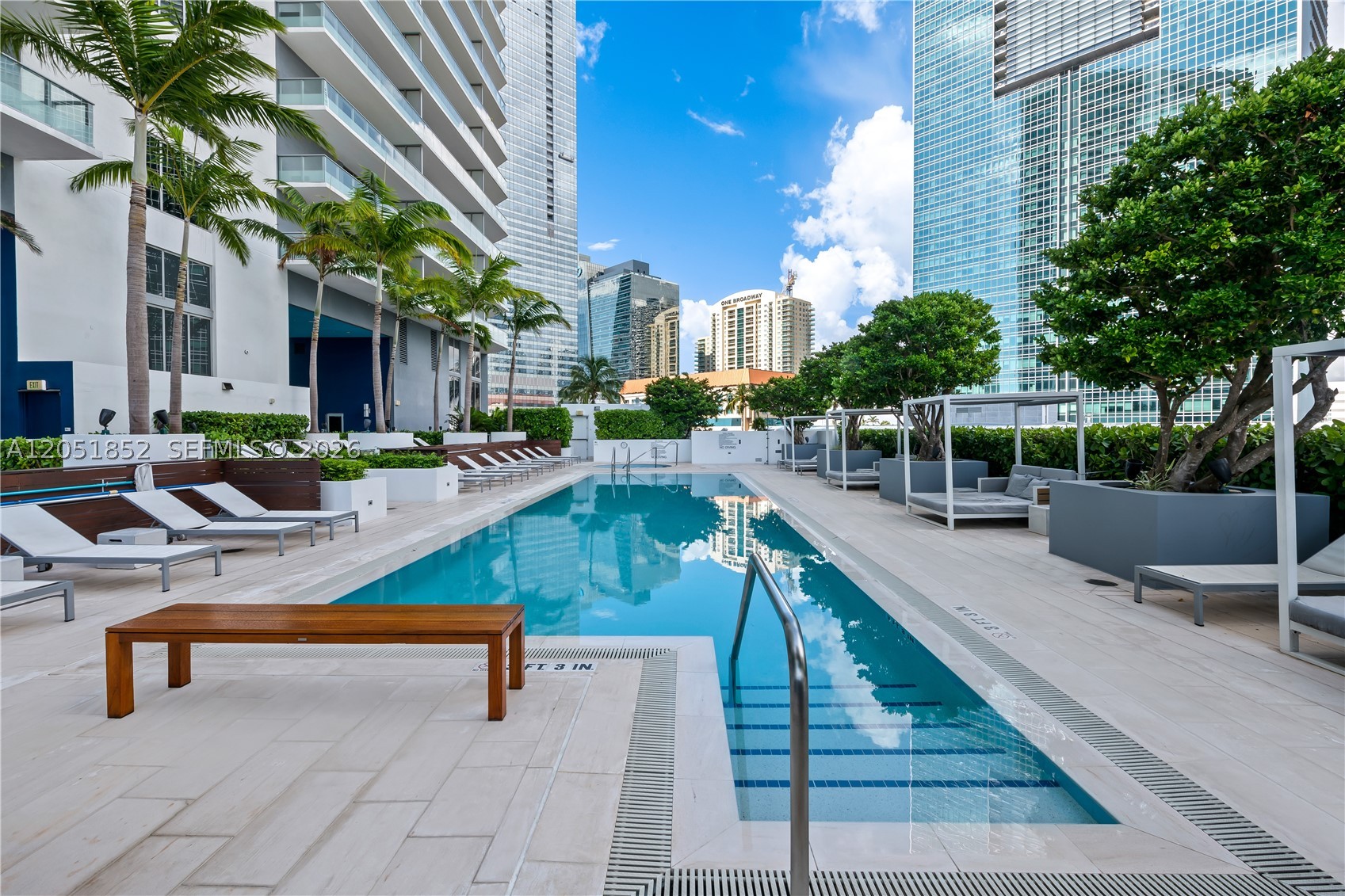 1300 Brickell Bay Dr #3804, Miami FL 33131