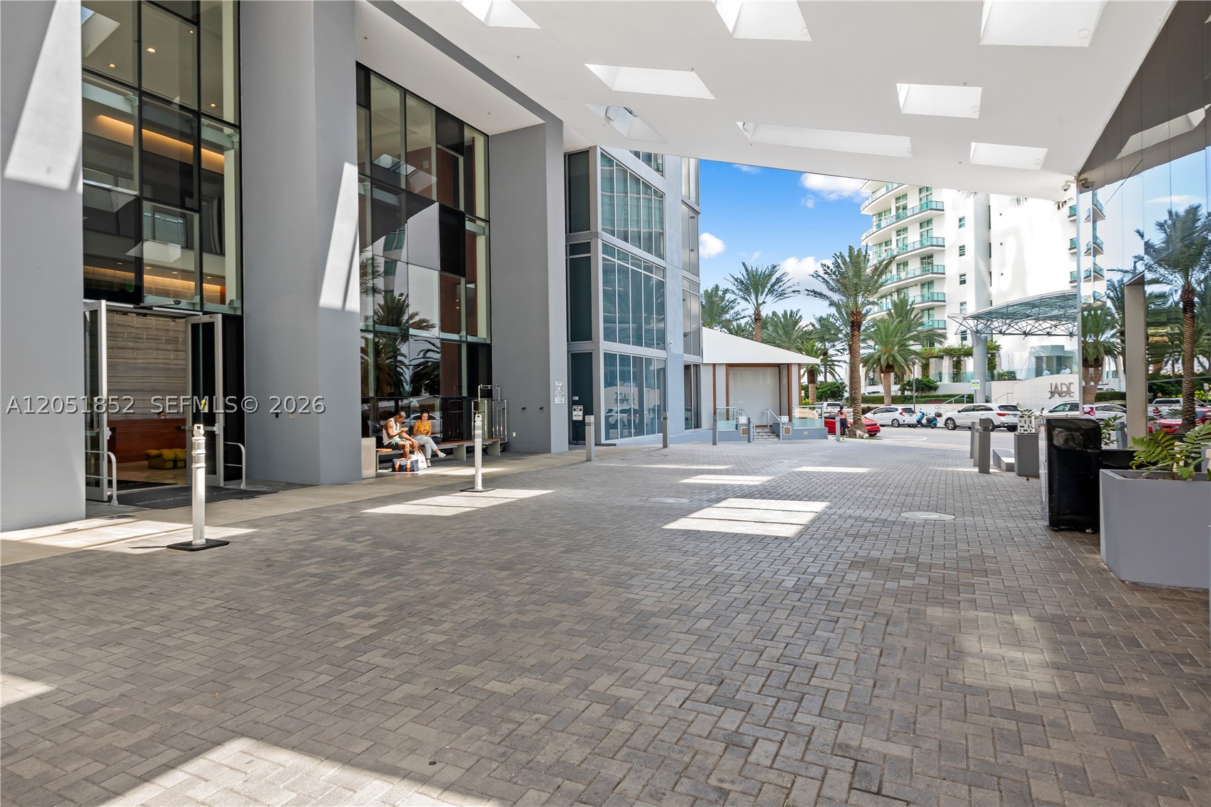 1300 Brickell Bay Dr #3804, Miami FL 33131
