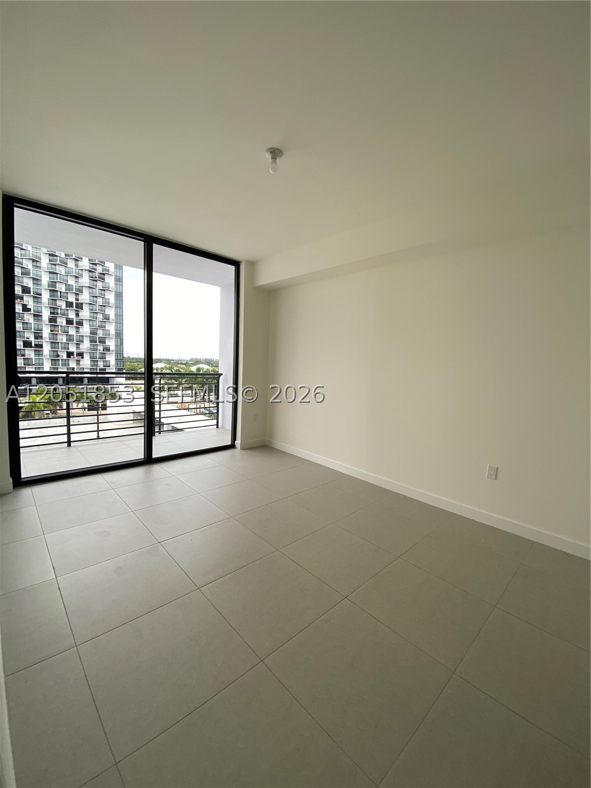 5350 NW 84th Ave #706, Doral FL 33166