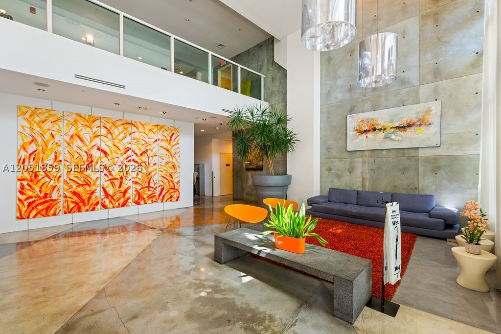 234 NE 3rd St #909, Miami FL 33132