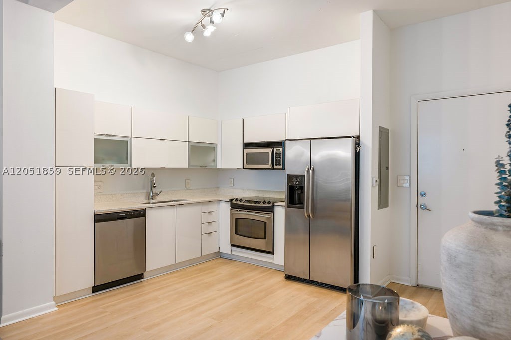 234 NE 3rd St #909, Miami FL 33132