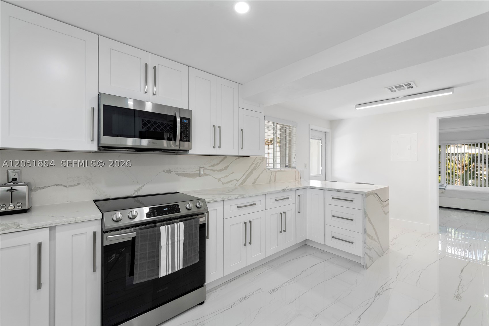 2531 Key Largo Ln, Fort Lauderdale FL 33312