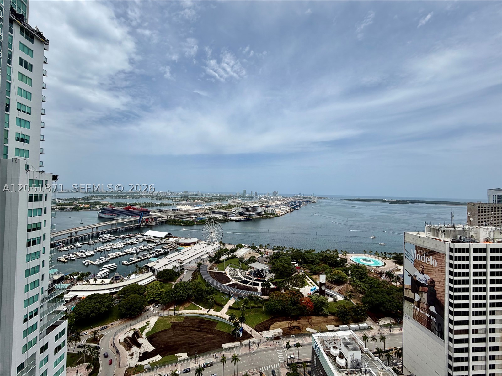 253 NE 2nd St #3907, Miami FL 33132