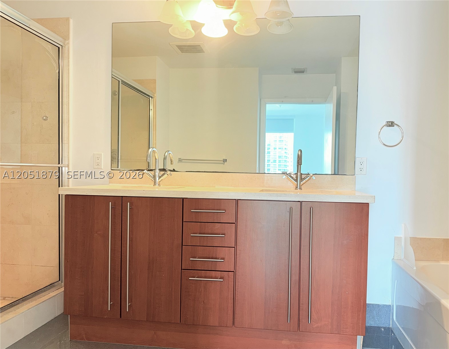 1111 SW 1st Ave #2223-N, Miami FL 33130