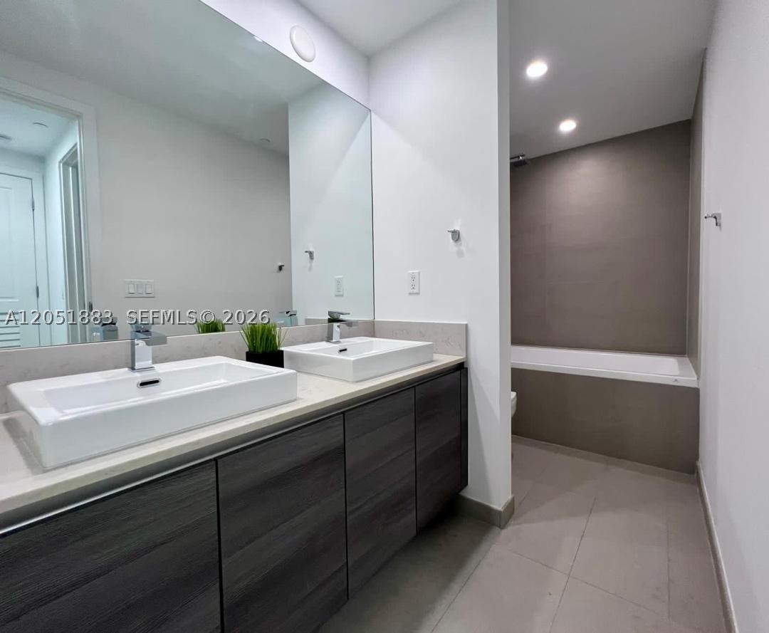 1080 Brickell Ave #703, Miami FL 33131