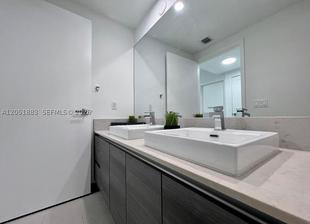 1080 Brickell Ave #703, Miami FL 33131