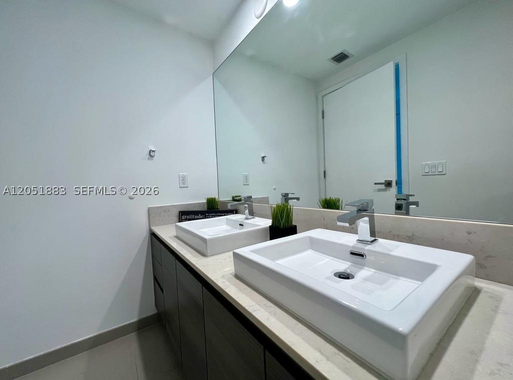 1080 Brickell Ave #703, Miami FL 33131