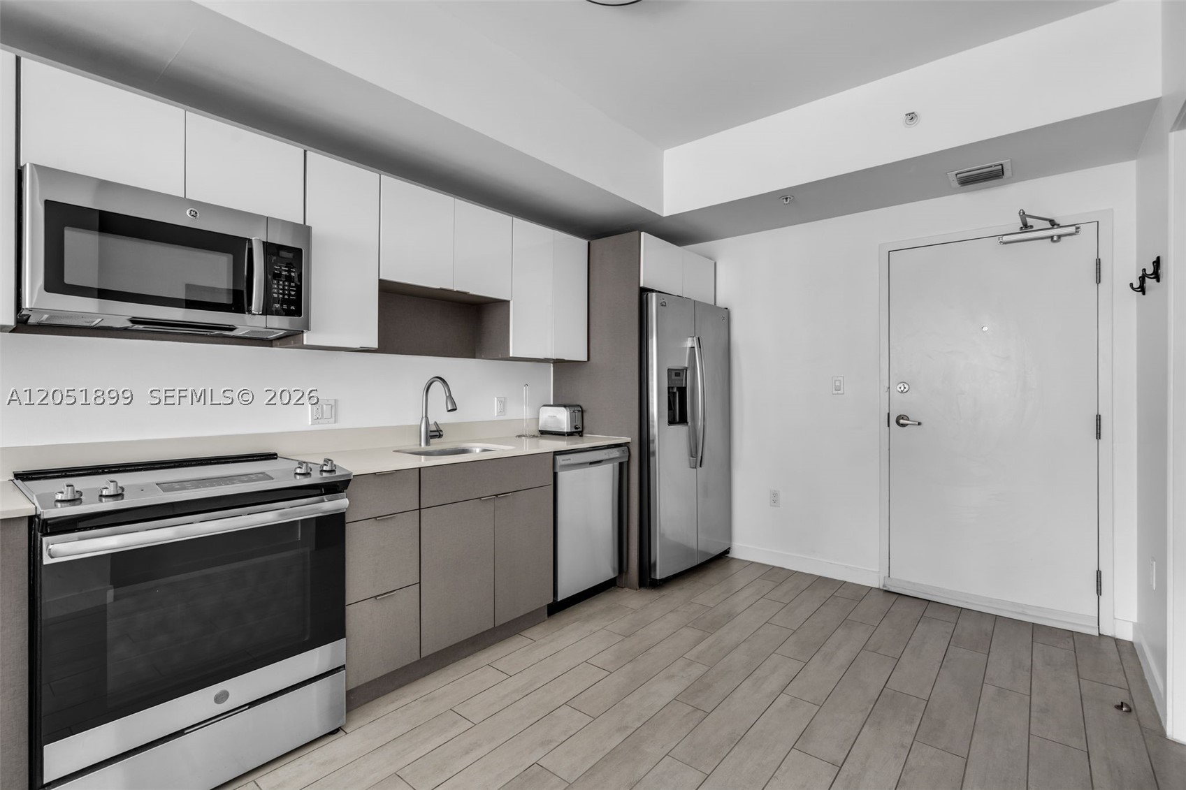 321 NE 26th St #709, Miami FL 33137