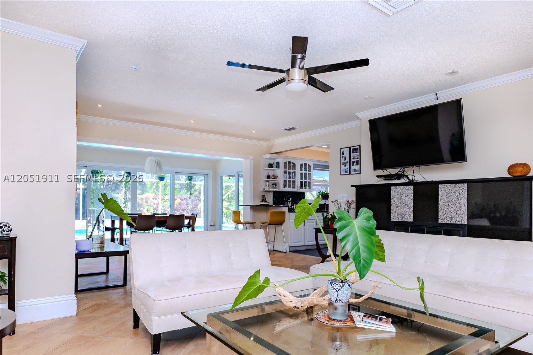 1529 Bayview Dr, Fort Lauderdale FL 33304