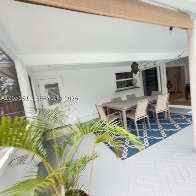 1529 Bayview Dr, Fort Lauderdale FL 33304