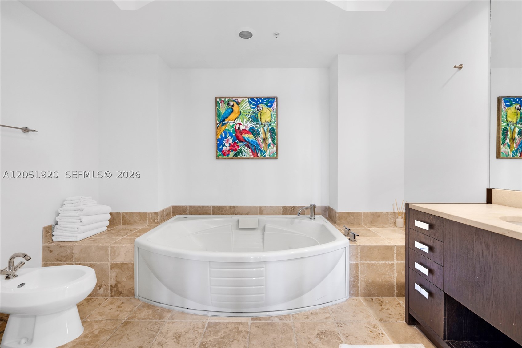 18201 Collins Ave #902, Sunny Isles Beach FL 33160