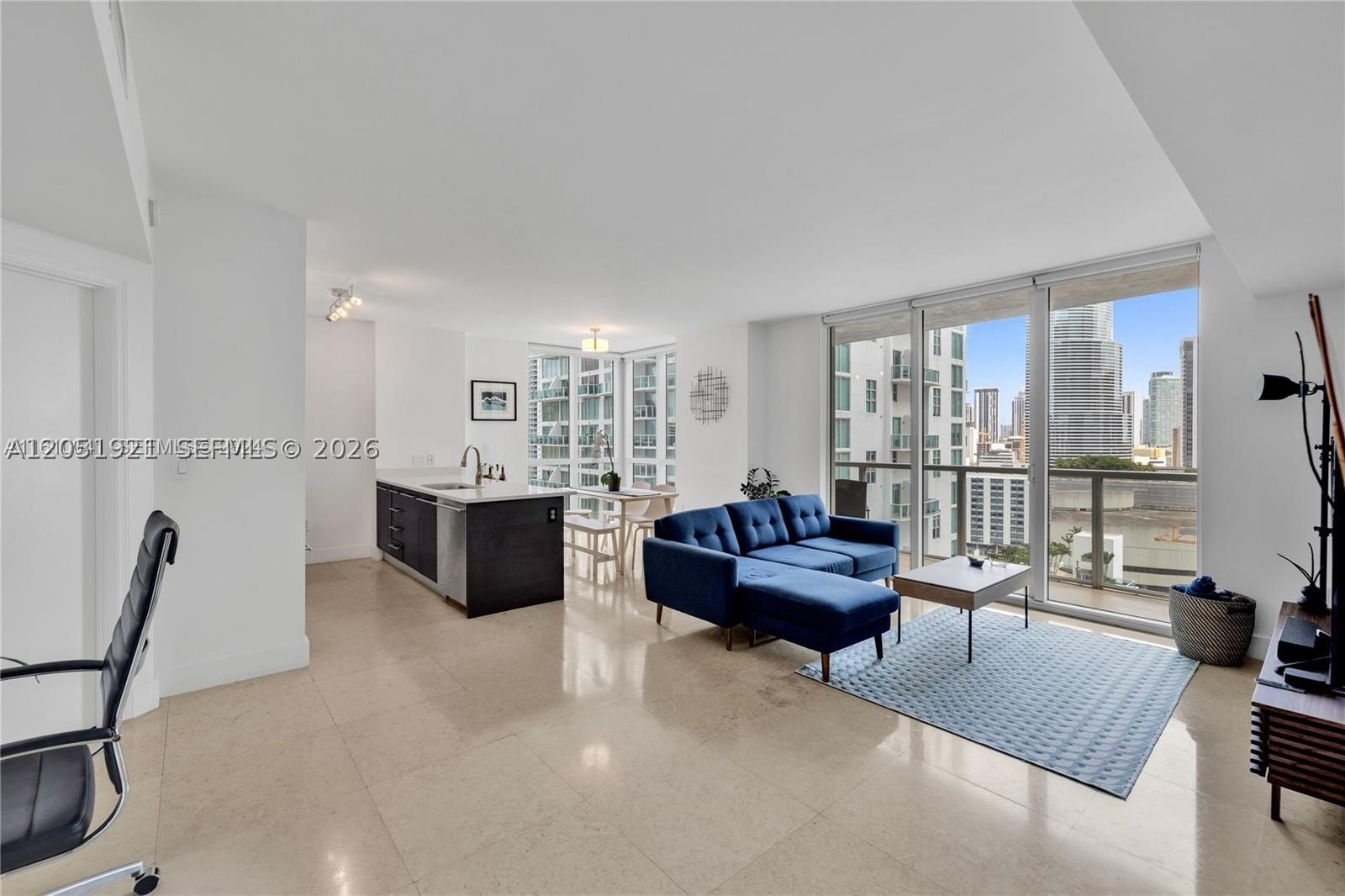 55 SE 6th St #2001, Miami FL 33131