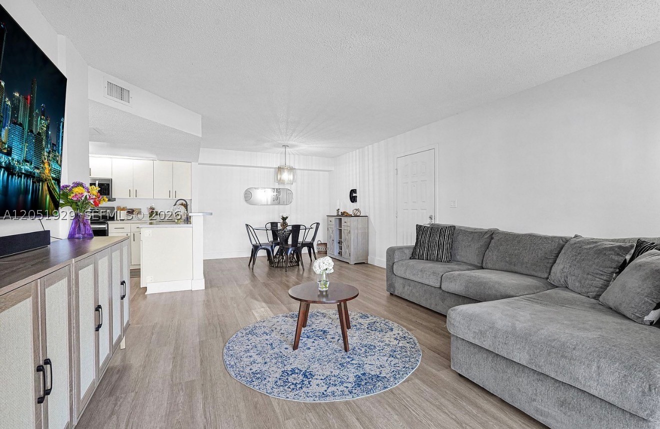 8680 SW 212th St #105, Cutler Bay FL 33189